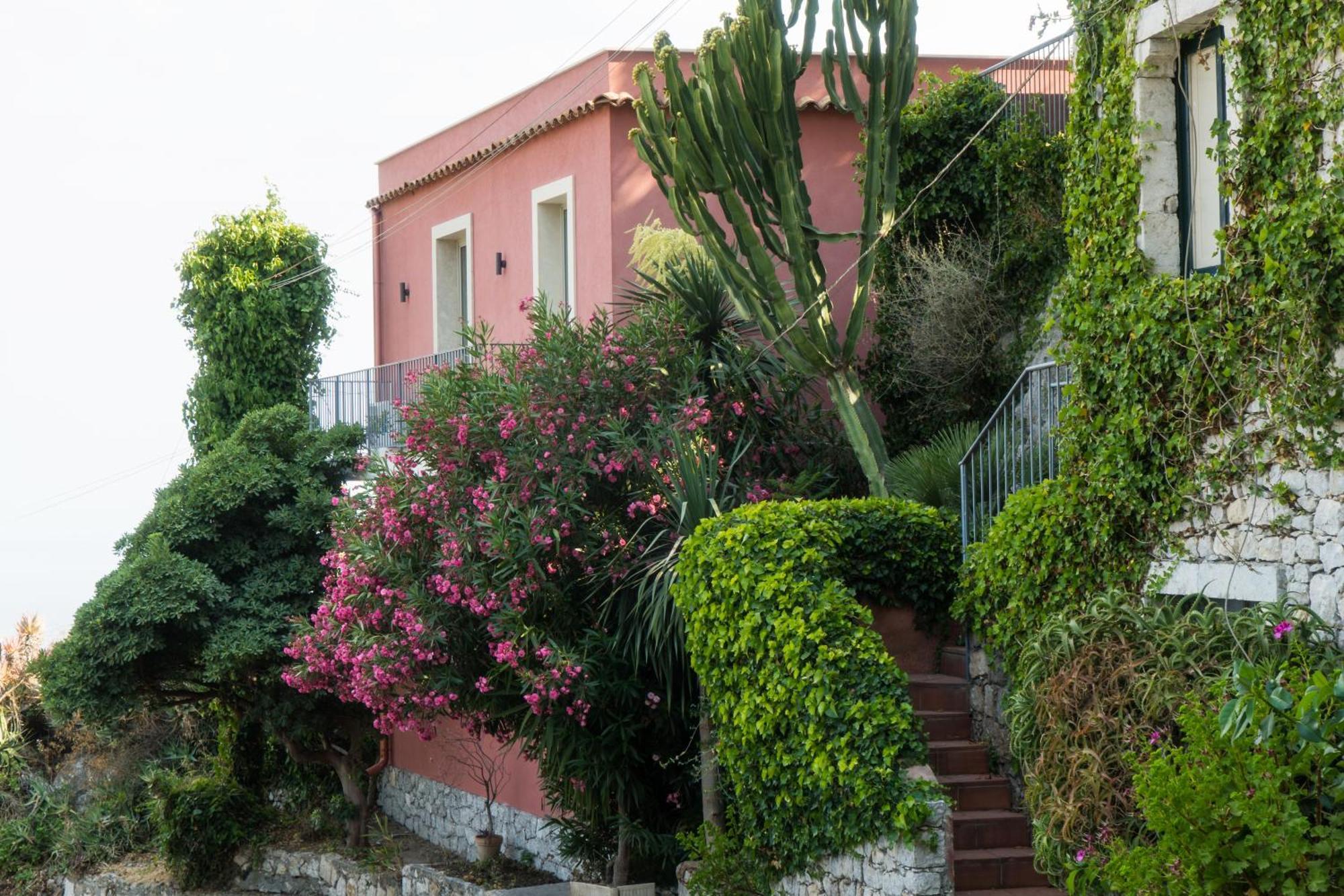 Appartement The Charming House à Taormine Extérieur photo